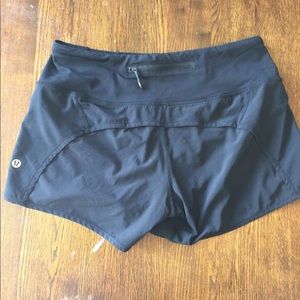 Lululemon Run Times shorts